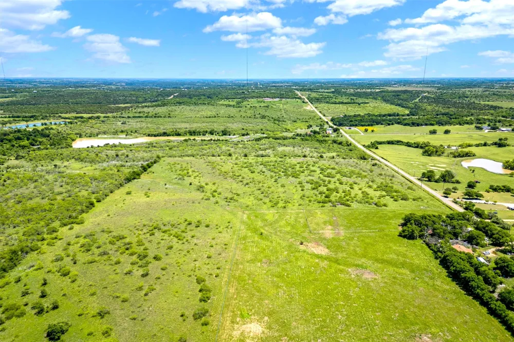14 Tower Drive Moody, TX 76557