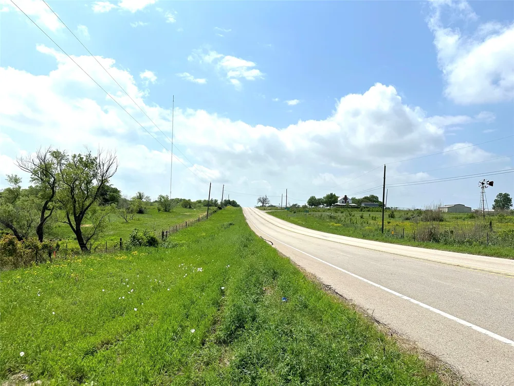 14 Tower Drive Moody, TX 76557