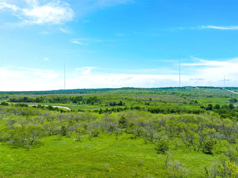 14 Tower Drive Moody, TX 76557