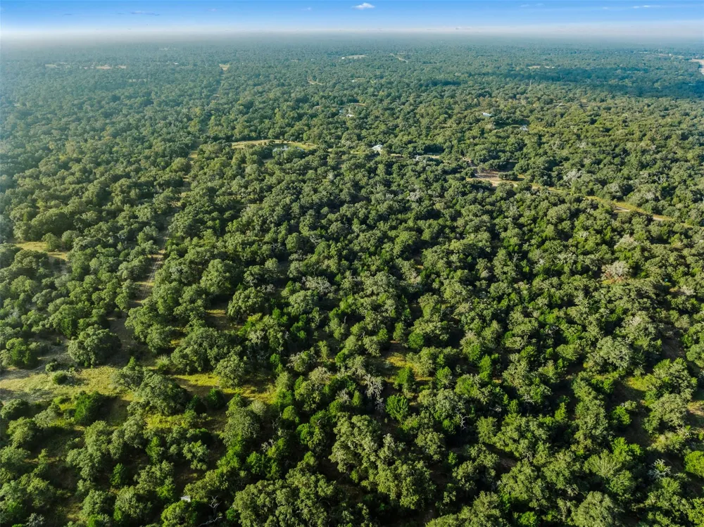 Red Oak Court Weimar, TX 78962