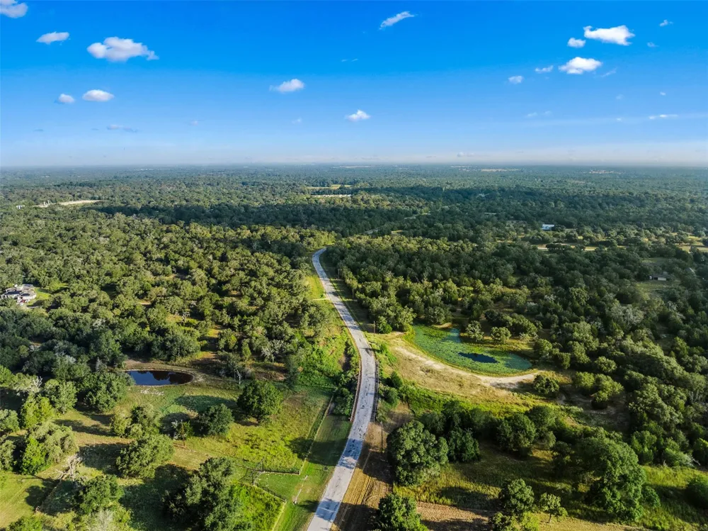 Red Oak Court Weimar, TX 78962