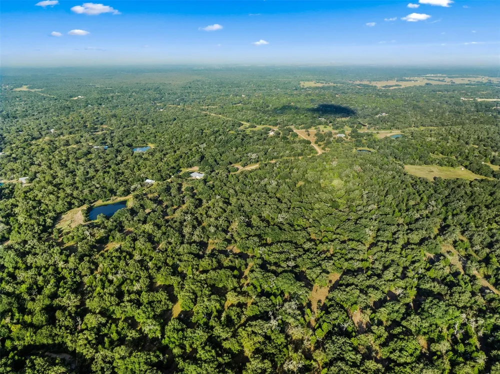 Red Oak Court Weimar, TX 78962