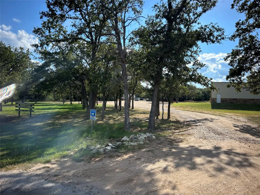 Red Oak Court Weimar, TX 78962