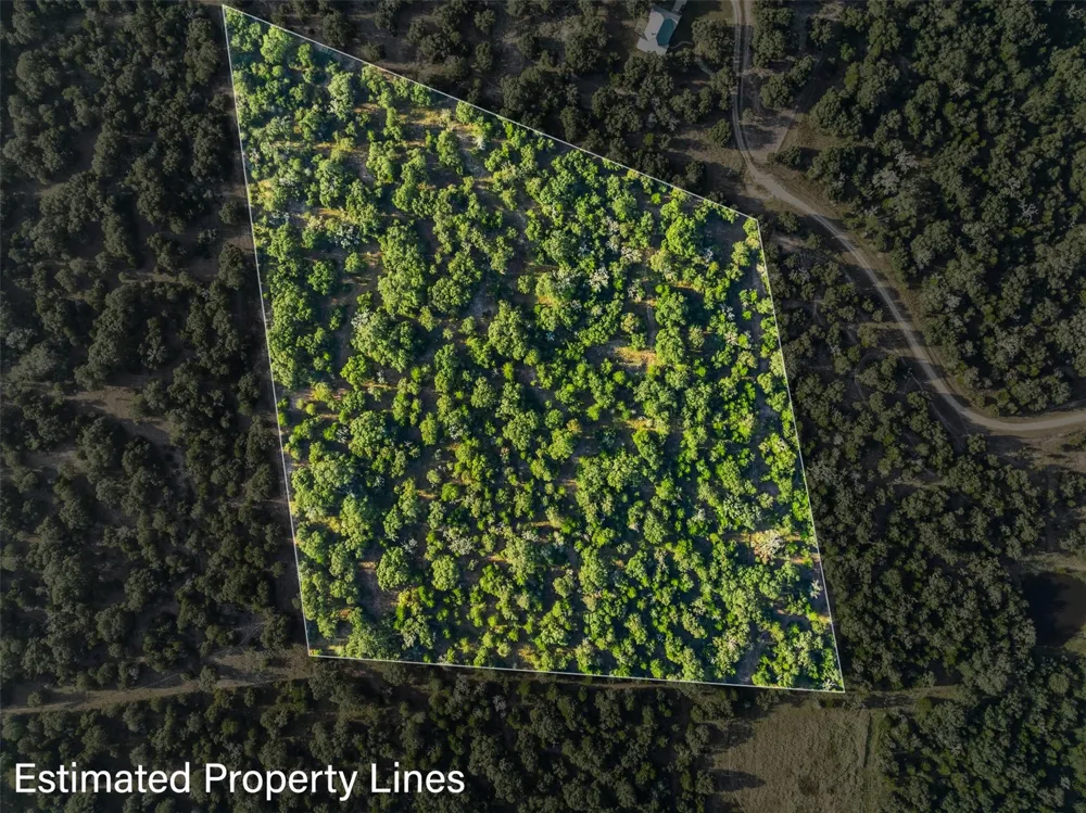 Red Oak Court Weimar, TX 78962
