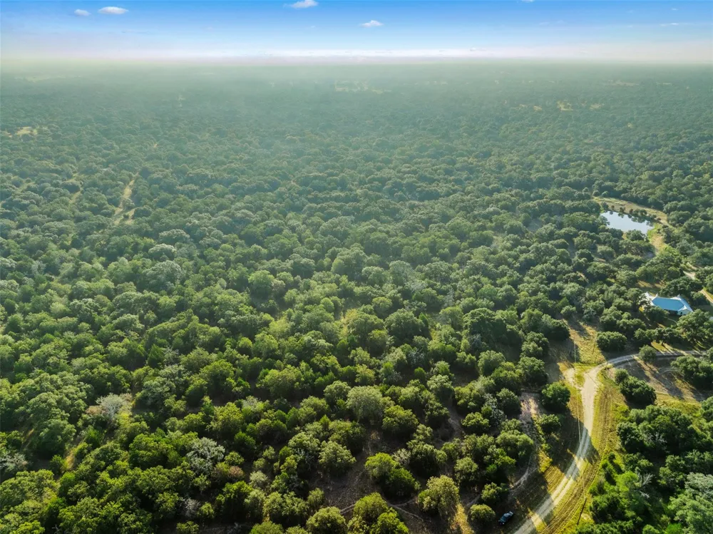 Red Oak Court Weimar, TX 78962