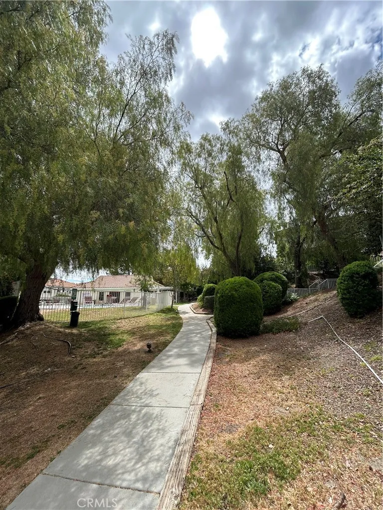 18002 Flynn #6201 Canyon Country, CA 91387
