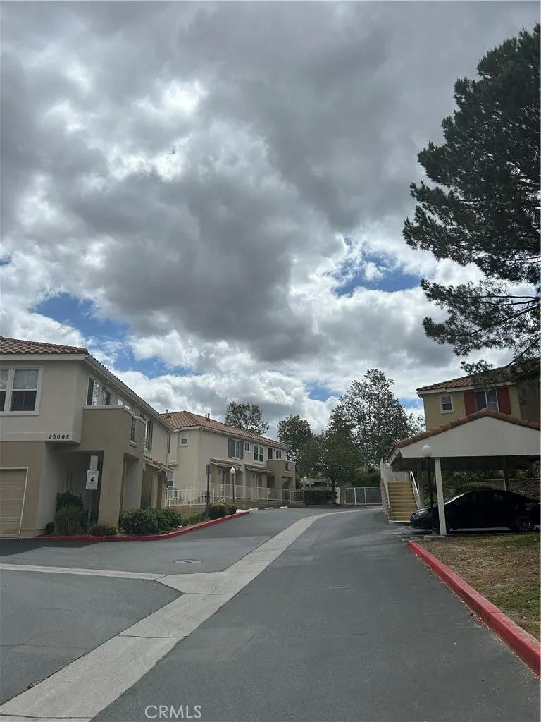 18002 Flynn #6201 Canyon Country, CA 91387