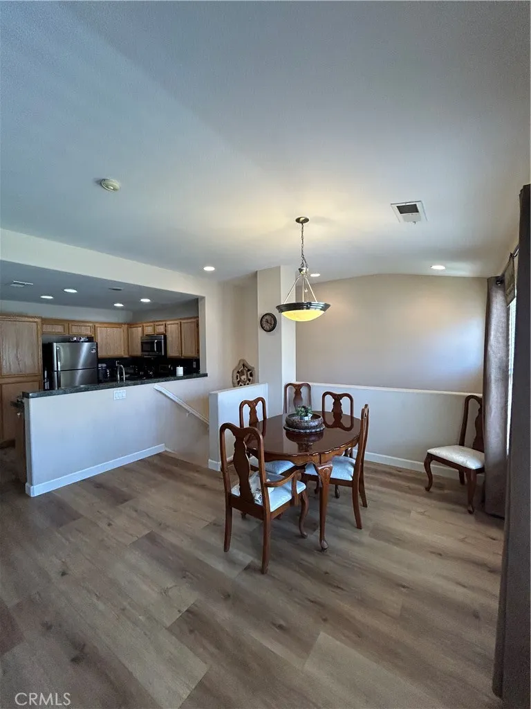 18002 Flynn #6201 Canyon Country, CA 91387