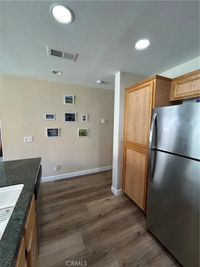18002 Flynn #6201 Canyon Country, CA 91387