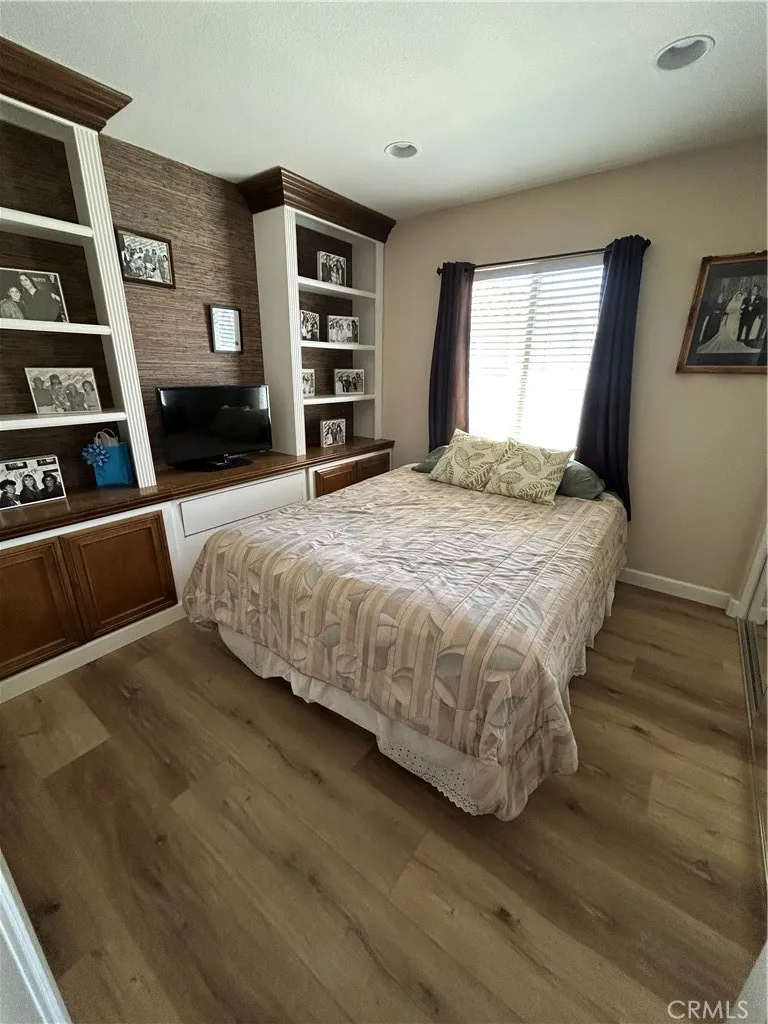 18002 Flynn #6201 Canyon Country, CA 91387