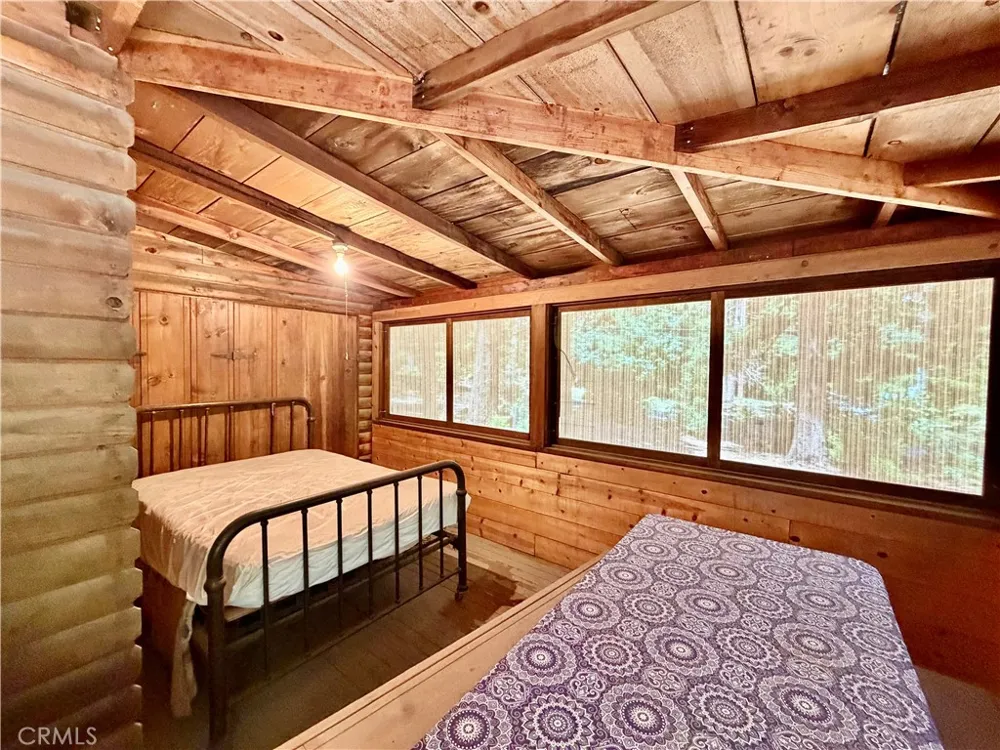 9520 Oak Place Cobb, CA 95426
