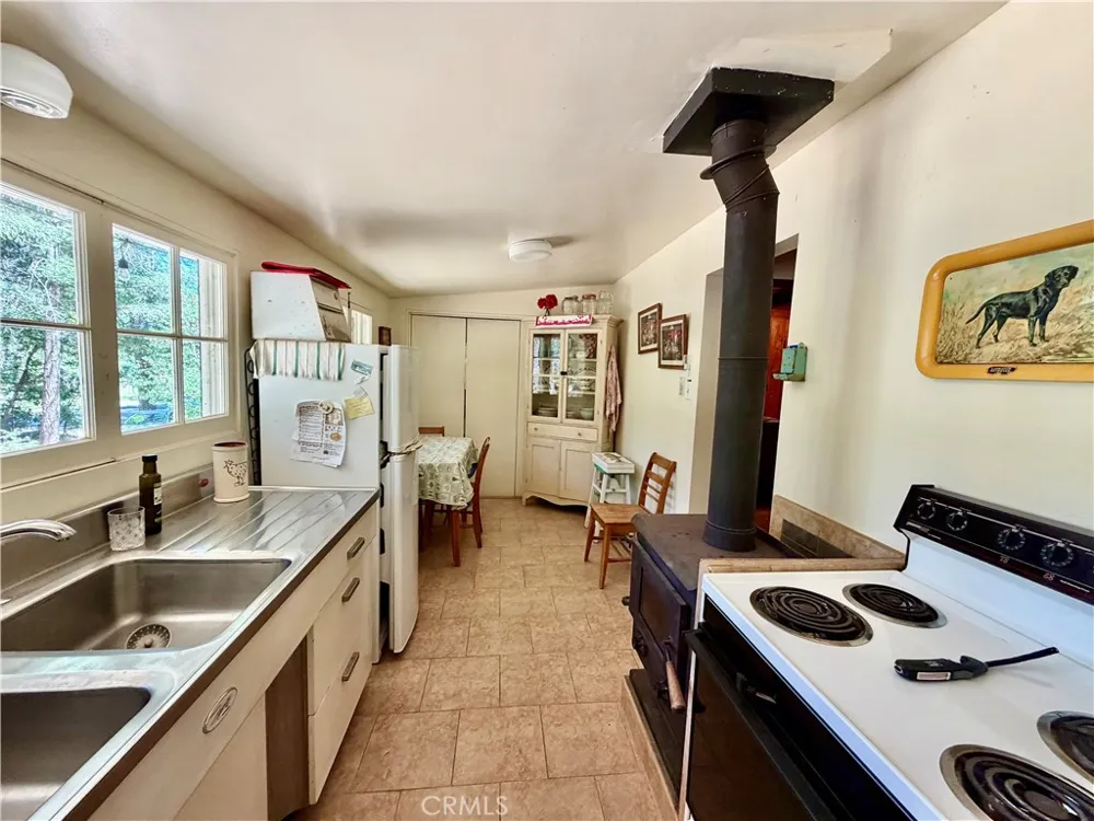 9520 Oak Place Cobb, CA 95426