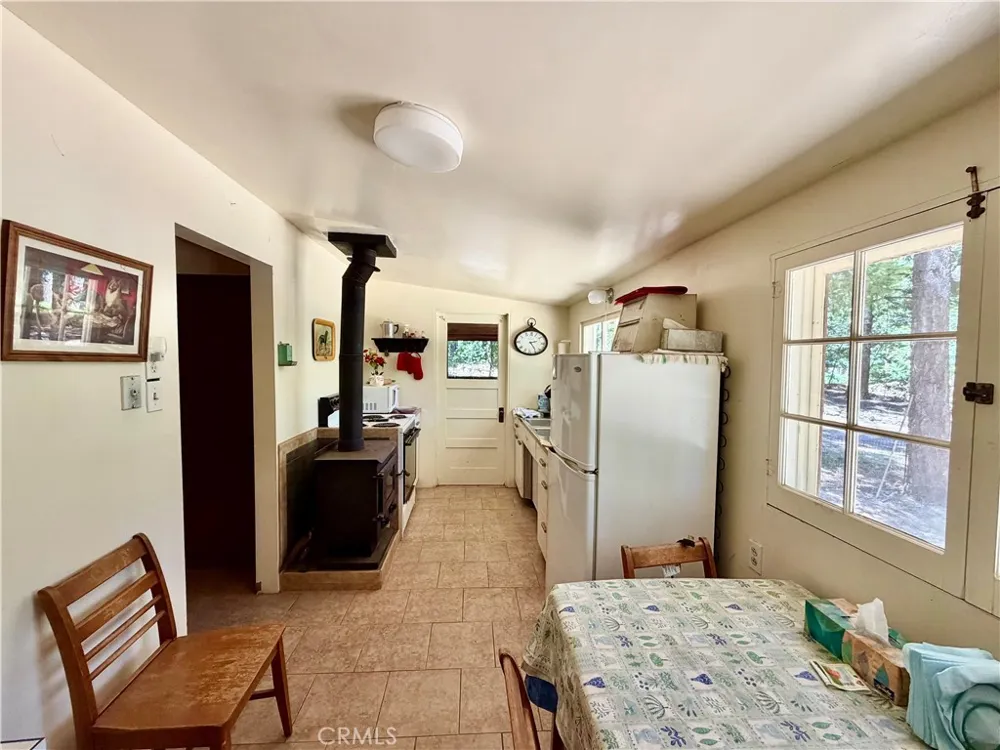 9520 Oak Place Cobb, CA 95426