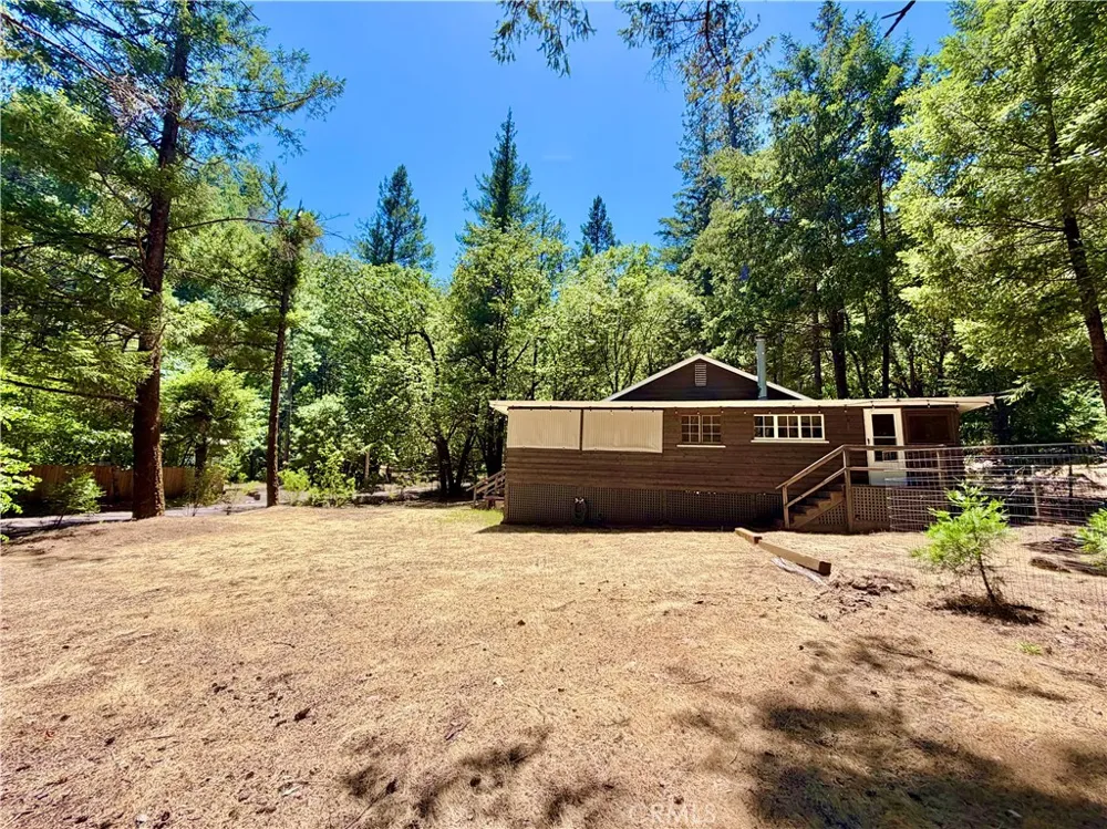 9520 Oak Place Cobb, CA 95426