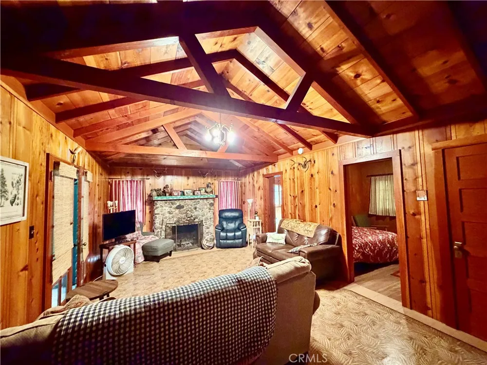 9520 Oak Place Cobb, CA 95426