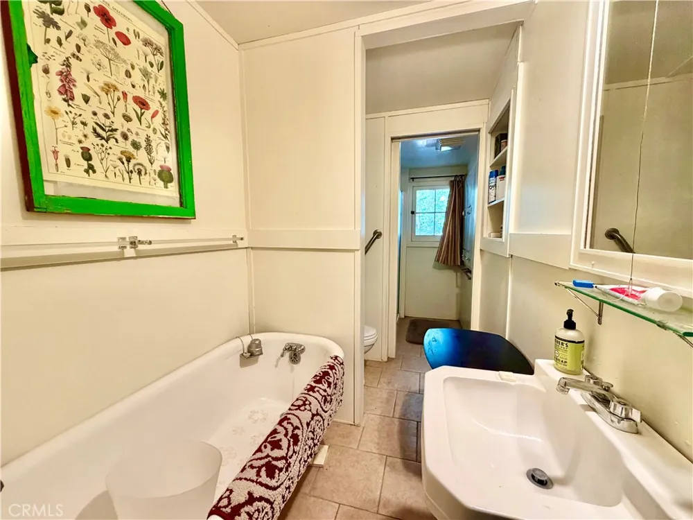 9520 Oak Place Cobb, CA 95426
