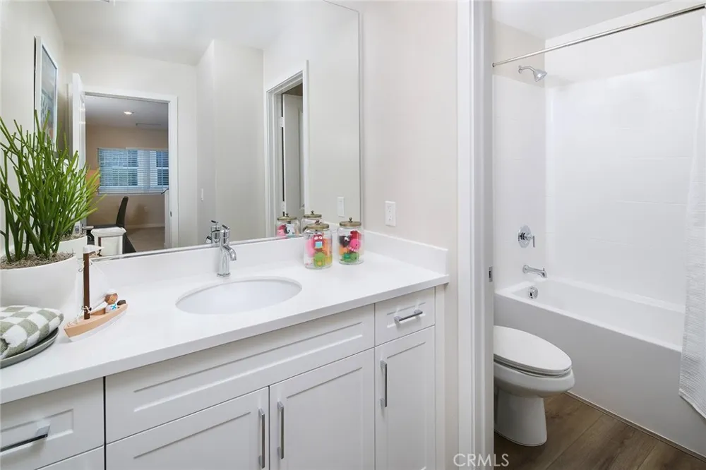 33535 Mission Trail #62 Lake Elsinore, CA 92530