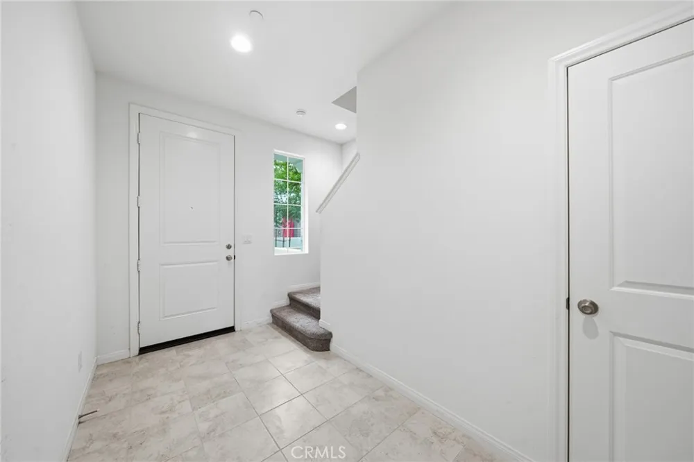 6971 Alderwood Buena Park, CA 90621