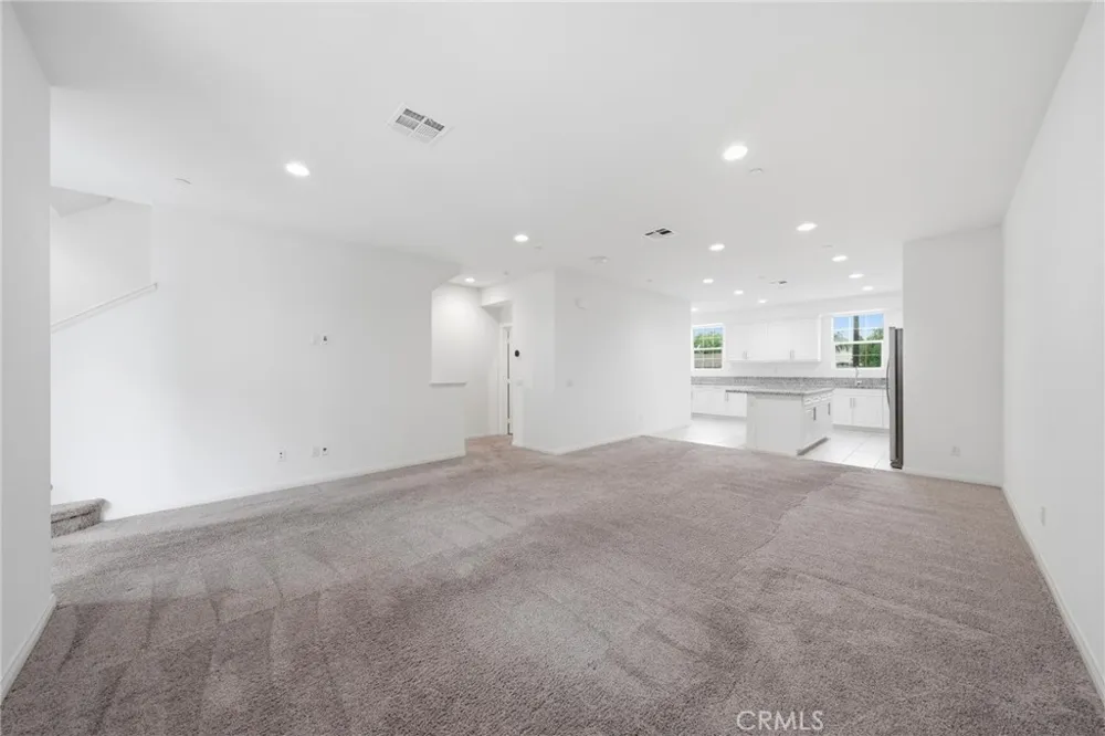 6971 Alderwood Buena Park, CA 90621