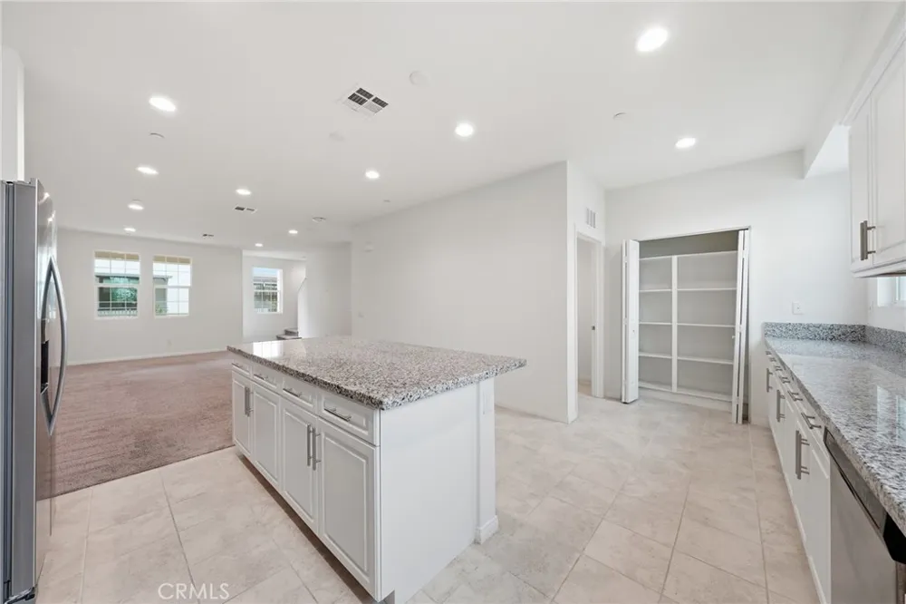 6971 Alderwood Buena Park, CA 90621