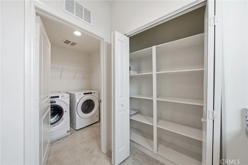 6971 Alderwood Buena Park, CA 90621