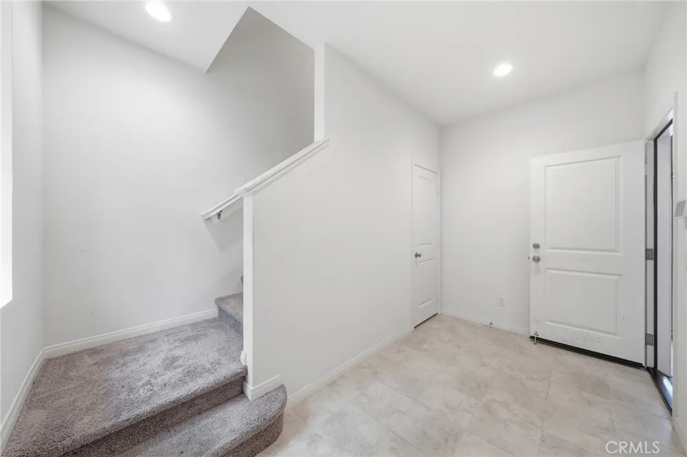 6971 Alderwood Buena Park, CA 90621