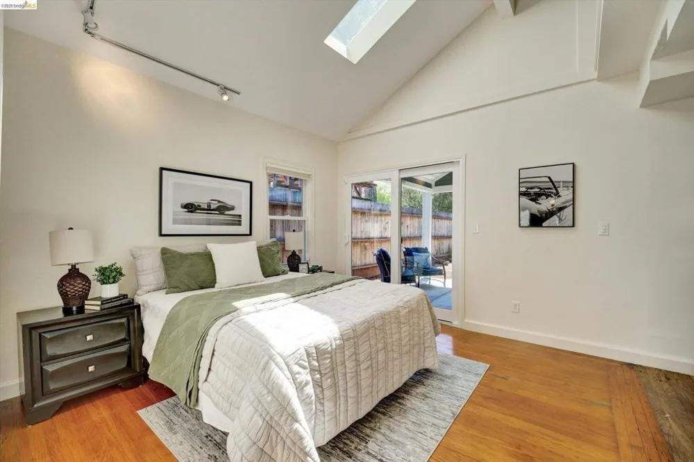 4080 Kuhnle Ave Oakland, CA 94605