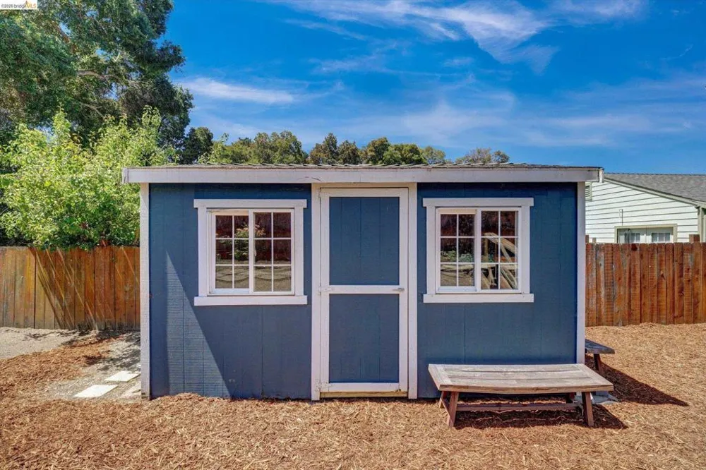4080 Kuhnle Ave Oakland, CA 94605