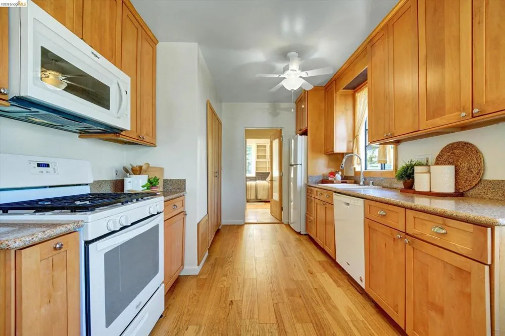 4080 Kuhnle Ave Oakland, CA 94605