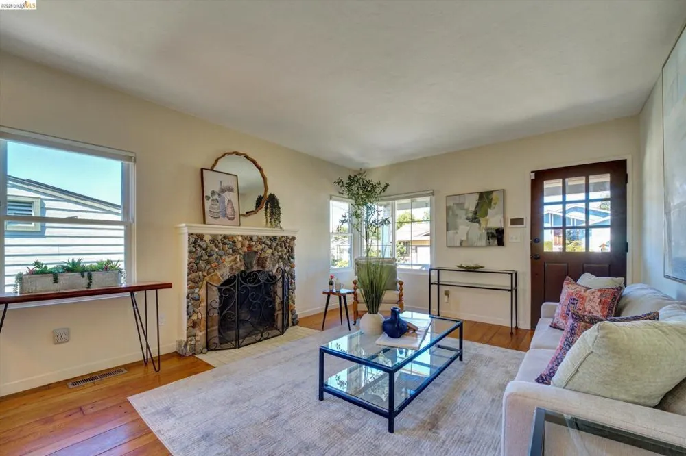 4080 Kuhnle Ave Oakland, CA 94605