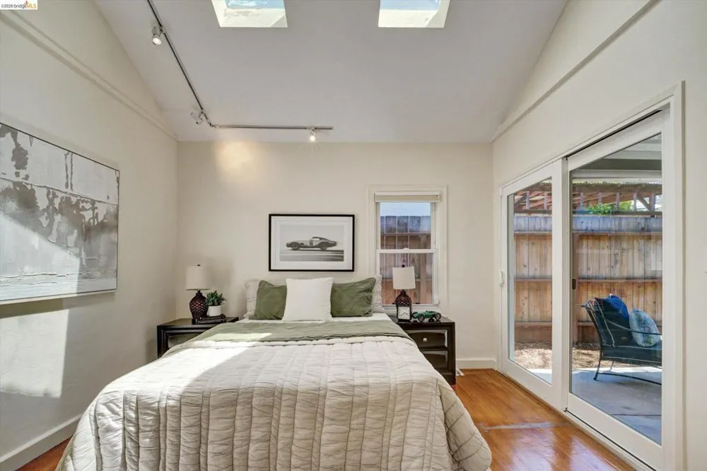 4080 Kuhnle Ave Oakland, CA 94605