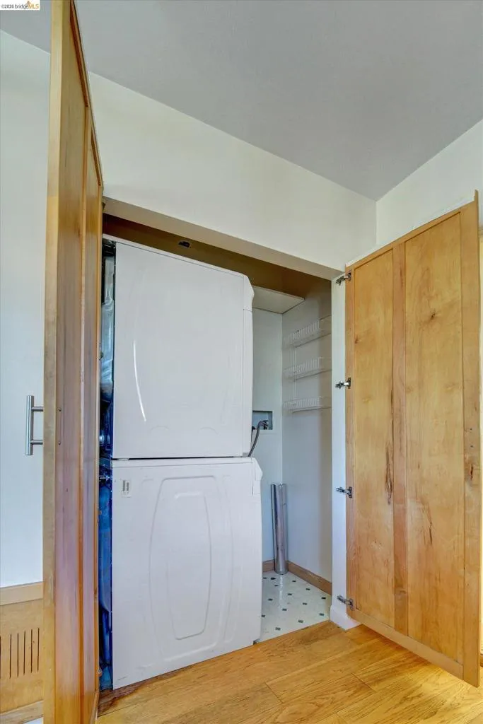 4080 Kuhnle Ave Oakland, CA 94605