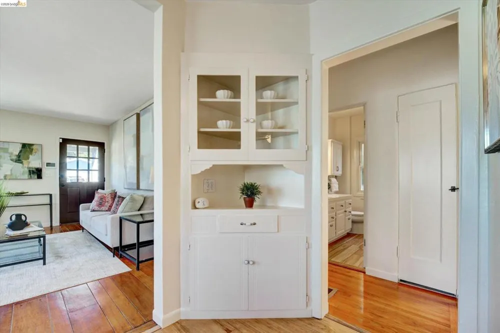 4080 Kuhnle Ave Oakland, CA 94605