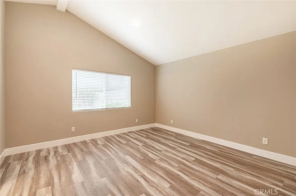 6633 Costello Avenue Valley Glen, CA 91405