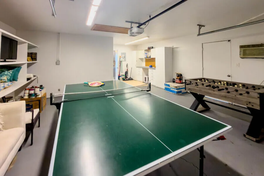 263 E Morongo Road Palm Springs, CA 92264