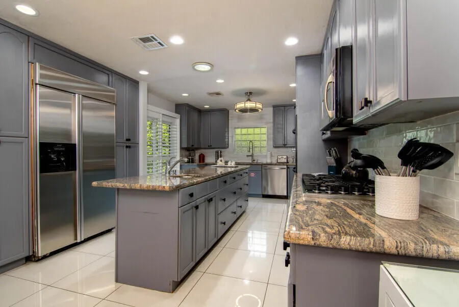 263 E Morongo Road Palm Springs, CA 92264