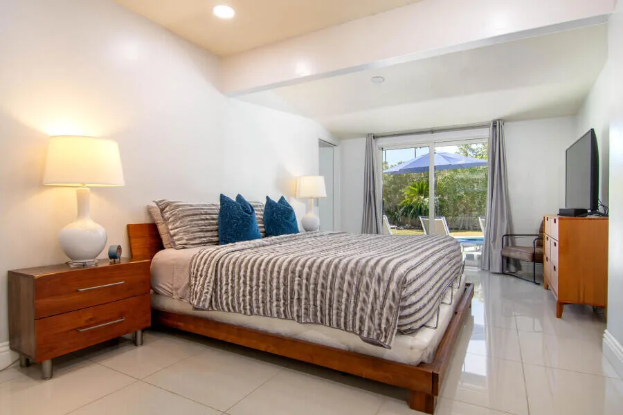 263 E Morongo Road Palm Springs, CA 92264