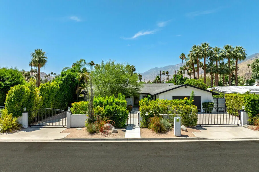 263 E Morongo Road Palm Springs, CA 92264