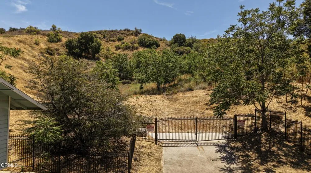 DeWolfe Road Newhall, CA 91321
