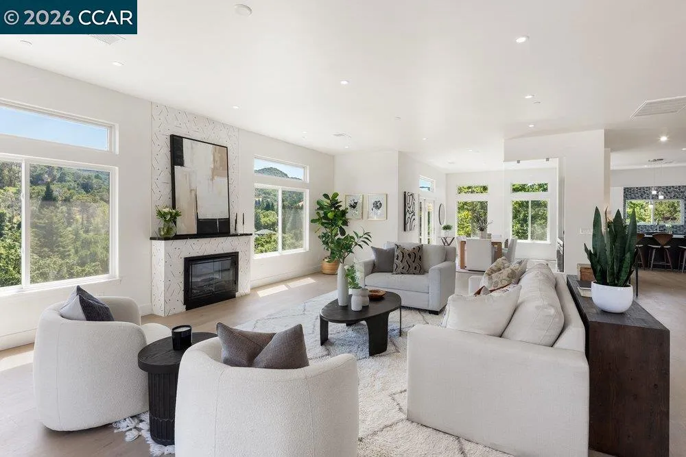 130 Arbor View Ln Lafayette, CA 94549