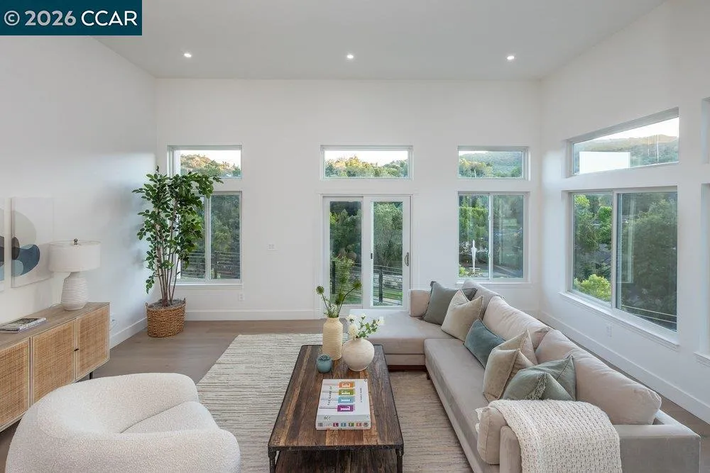 130 Arbor View Ln Lafayette, CA 94549