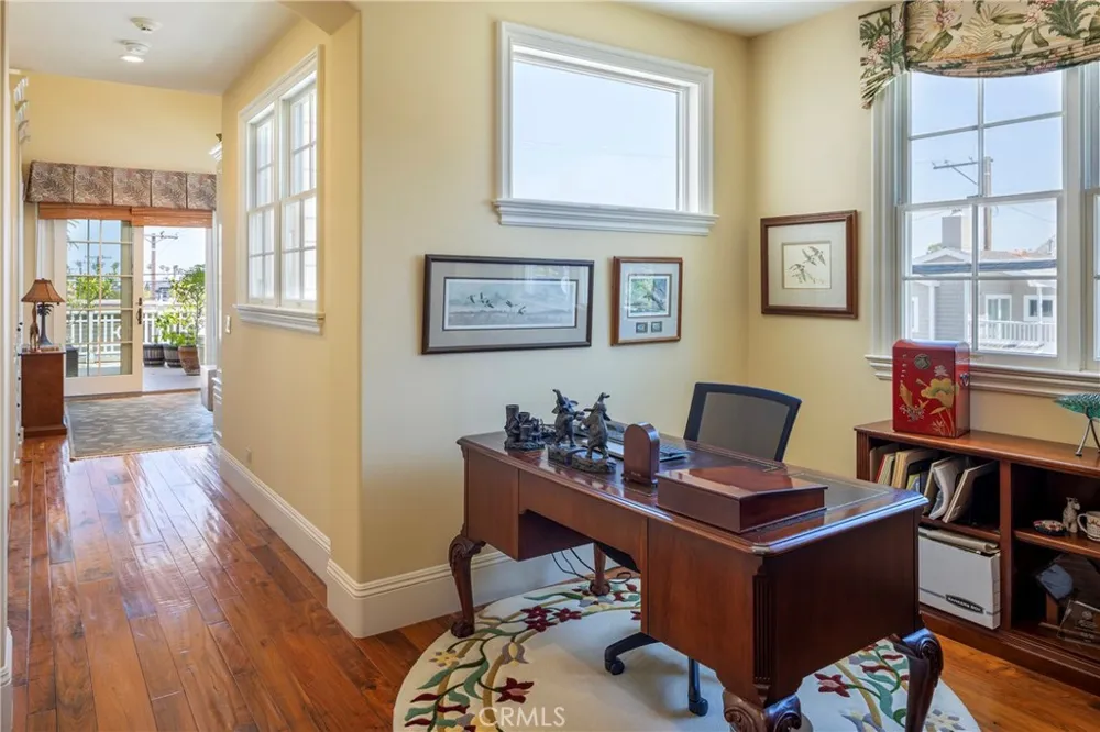 223 Marigold Avenue Corona del Mar, CA 92625