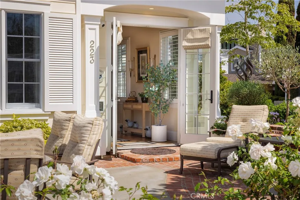 223 Marigold Avenue Corona del Mar, CA 92625