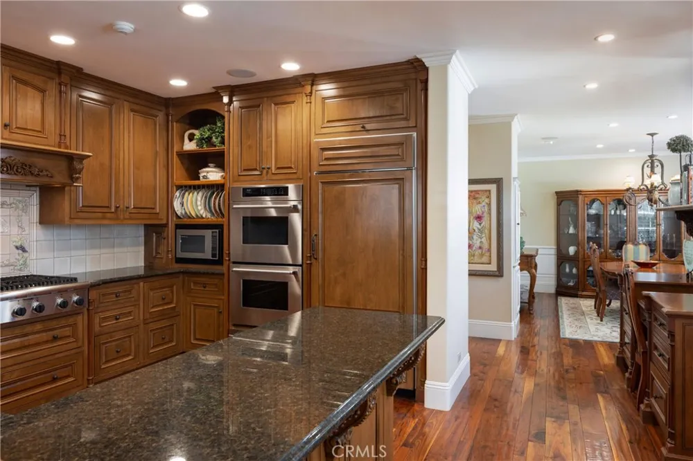 223 Marigold Avenue Corona del Mar, CA 92625
