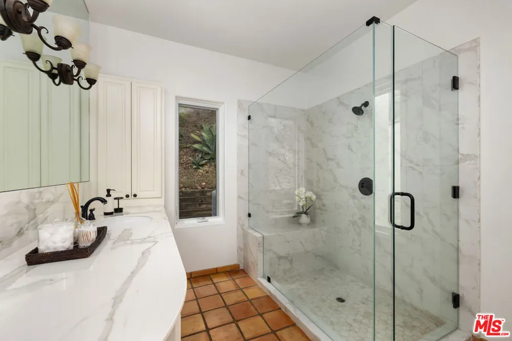 1060 Ladera Lane Santa Barbara, CA 93108
