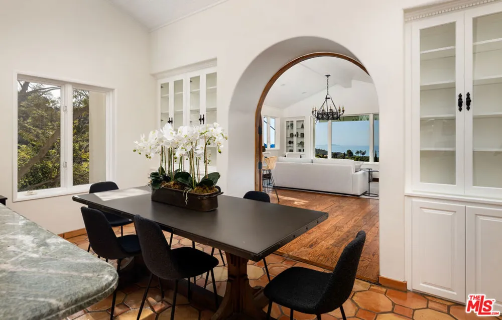 1060 Ladera Lane Santa Barbara, CA 93108