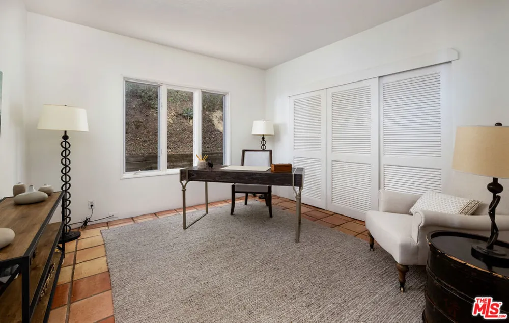 1060 Ladera Lane Santa Barbara, CA 93108