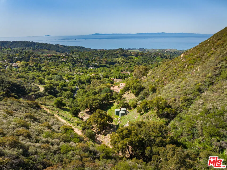 1060 Ladera Lane Santa Barbara, CA 93108