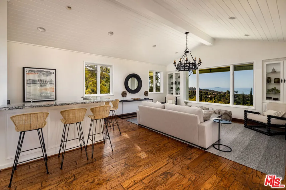 1060 Ladera Lane Santa Barbara, CA 93108