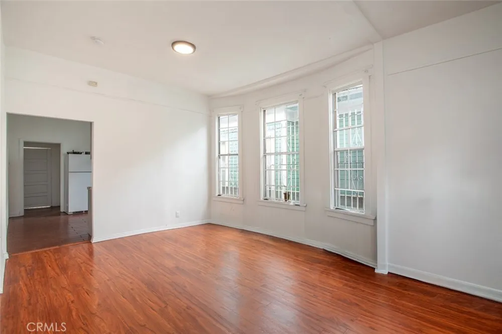 1522 W 29th Los Angeles, CA 90007